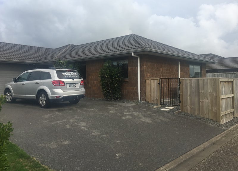 13 Hector Drive, Rototuna North, Hamilton - Carousel 1