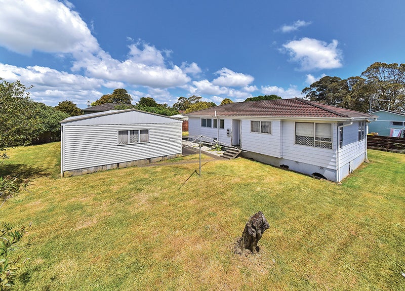 398 Roscommon Road, Clendon Park, Auckland - Carousel 1