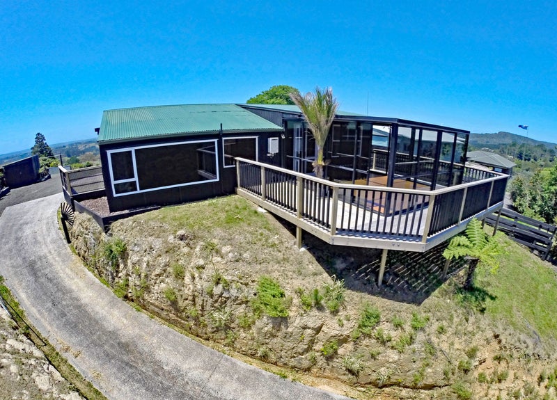 110 Duffy Road, Waitākere, Auckland - Carousel 1