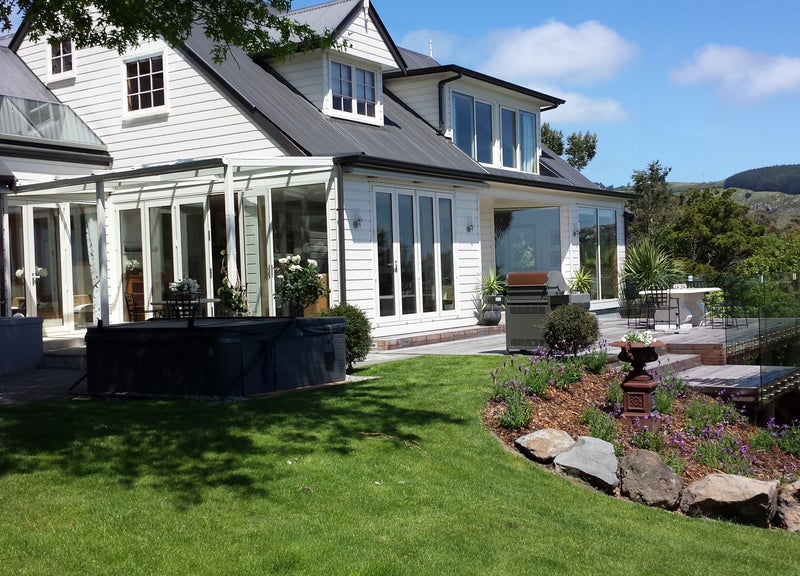 63 Whaka Terrace, Huntsbury, Christchurch - Carousel 1