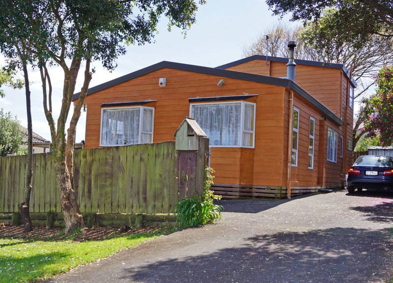 1 Borich Road, Sunnyvale, Auckland - Carousel 1