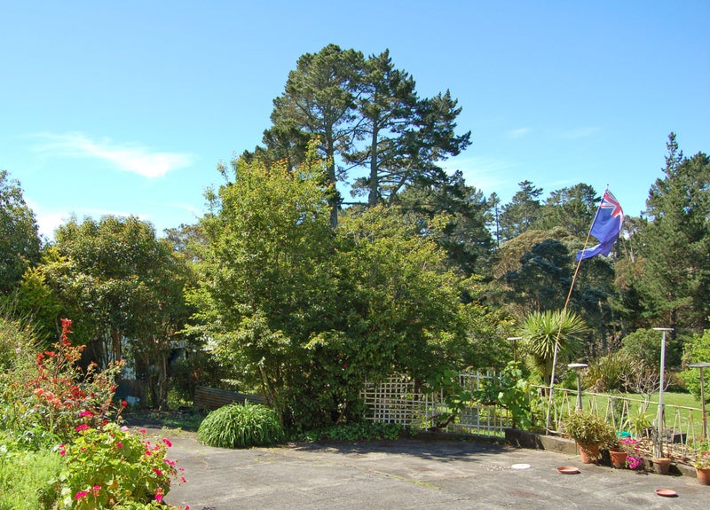 108 Candia Road, Henderson Valley, Auckland - Carousel 1