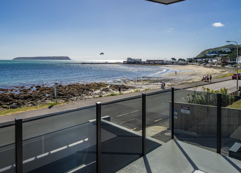 38 Moana Road, Plimmerton, Porirua - Carousel 1
