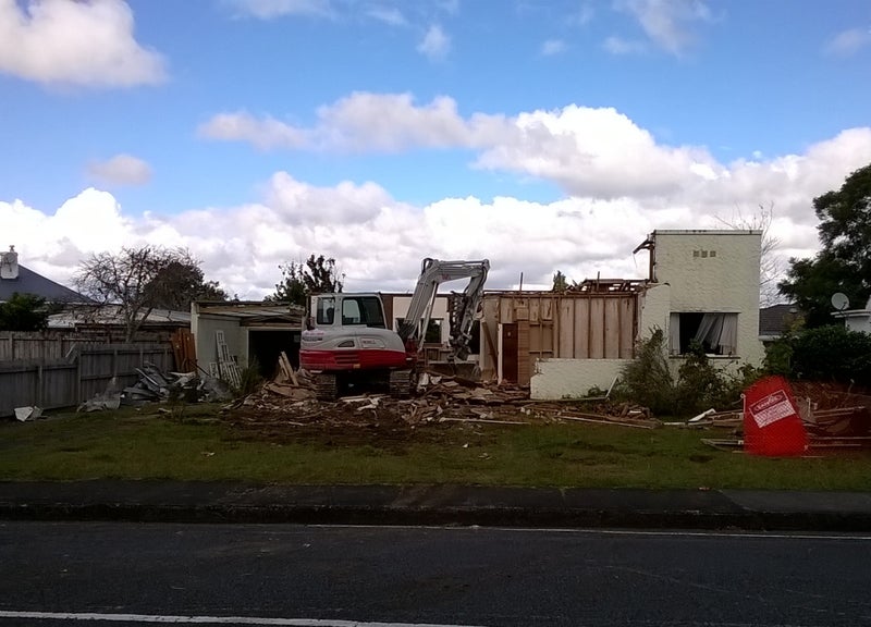 1 Simons Street, Kensington, Whangārei - Carousel 1