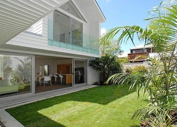 47 Princes Street, Northcote Point, Auckland - Carousel 1