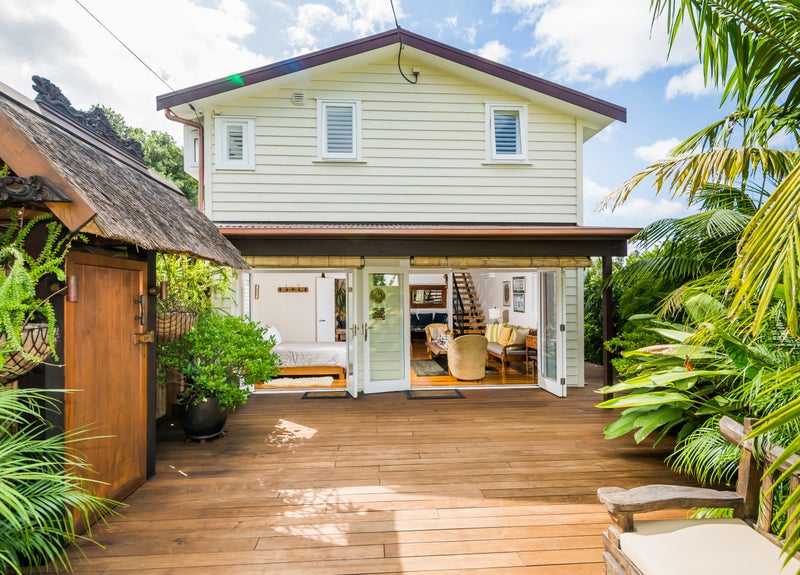 1/10 Wernham Place, Northcote, Auckland - Carousel 1