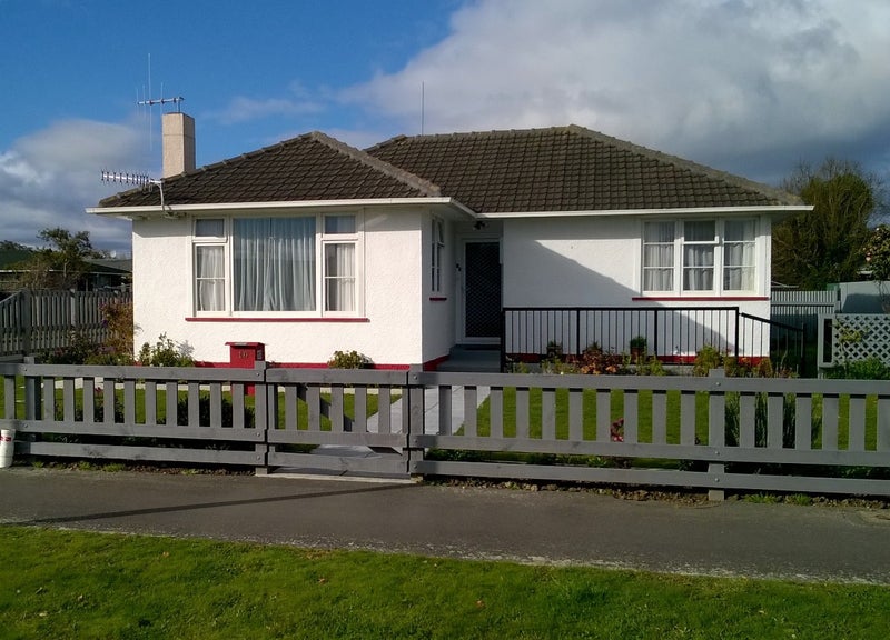 10 Milton Street, Roslyn, Palmerston North - Carousel 1