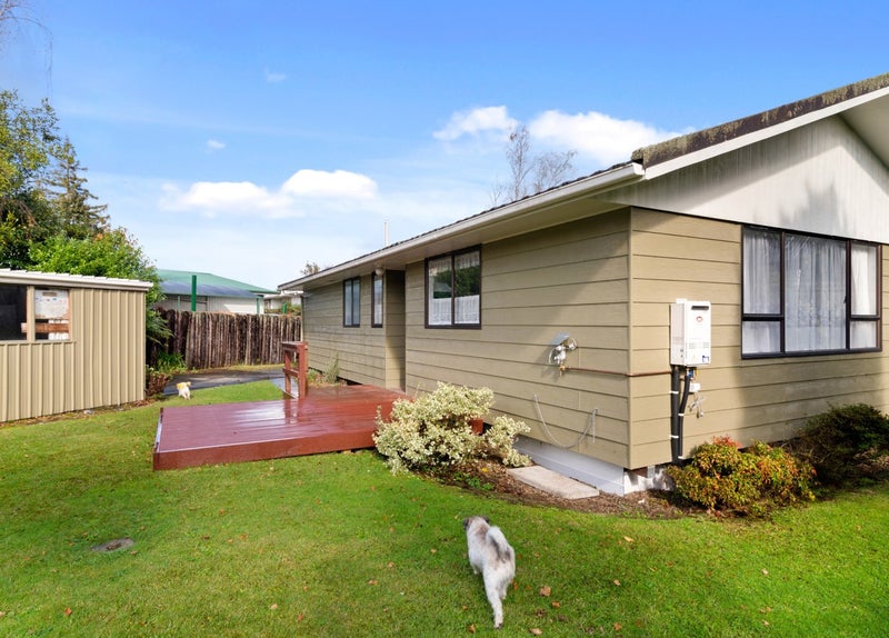 93B Sunset Road, Mangakakahi, Rotorua - Carousel 1