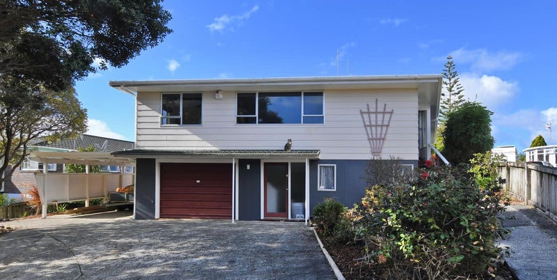 6 Lockesley Place, Onerahi, Whangarei - Carousel 1