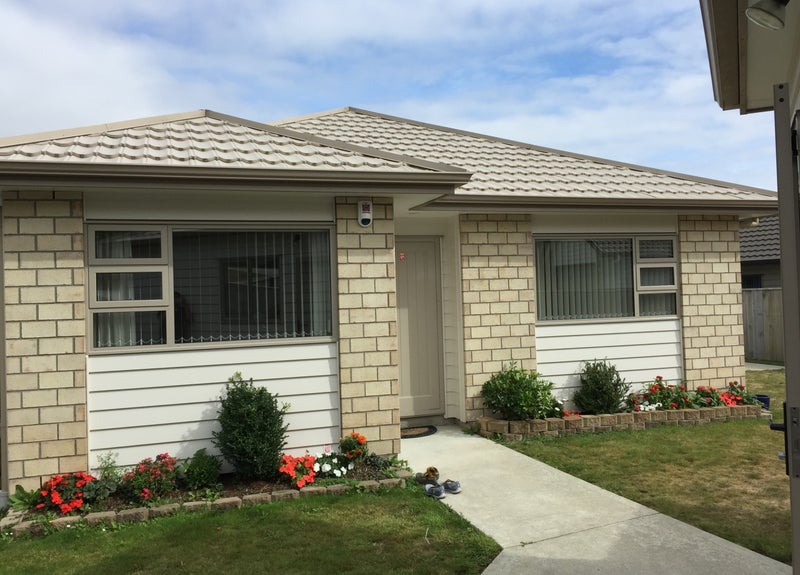 11 Speldhurst Grove, Stokes Valley, Lower Hutt - Carousel 1