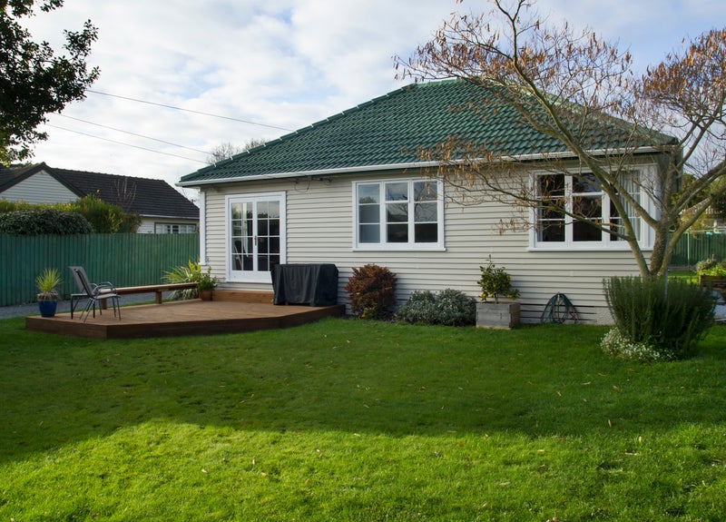 33 Aorangi Road, Bryndwr, Christchurch - Carousel 1