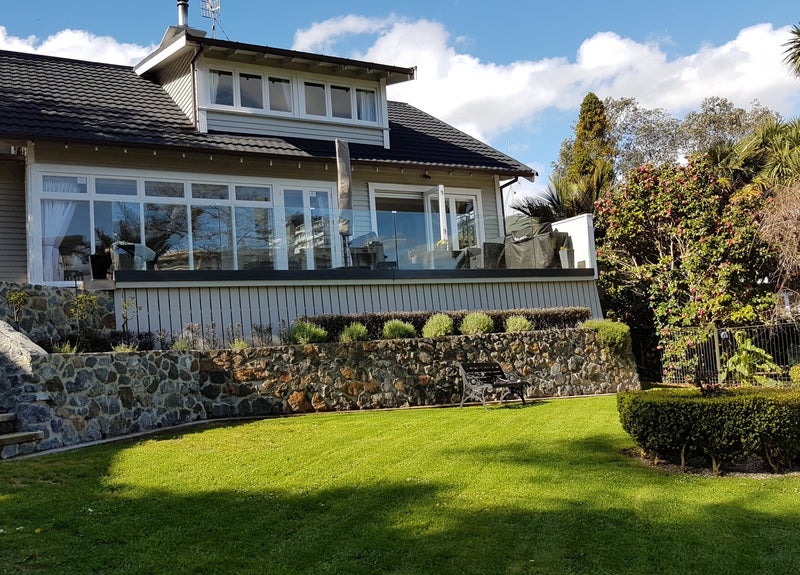 27 Opoia Road, Hamilton East, Hamilton - Carousel 1