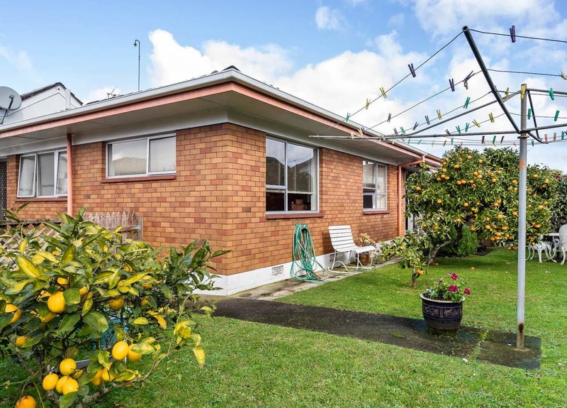 4/8 Turama Road, Royal Oak, Auckland - Carousel 1