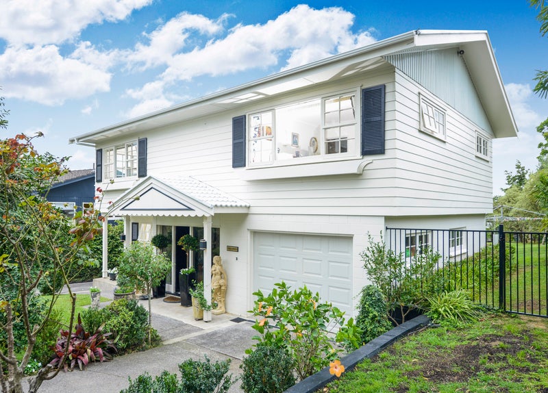 38 Hawkins Street, Meadowbank, Auckland - Carousel 1