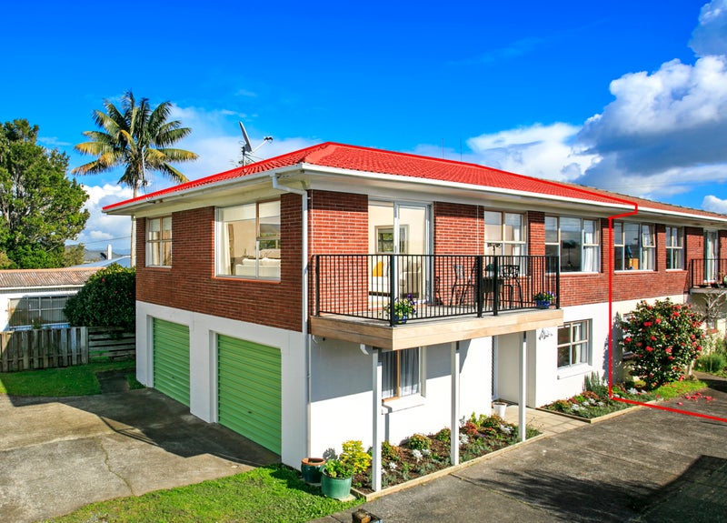 2/102 Eversleigh Road, Belmont, Auckland - Carousel 1