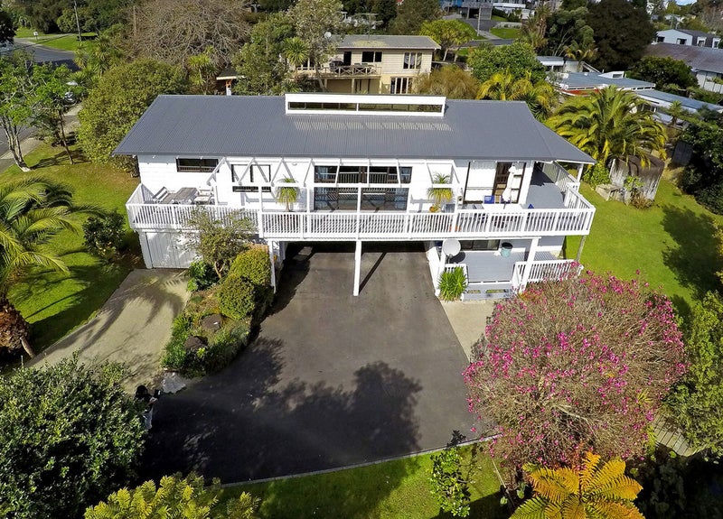 4 Deborah Place, Albany - Carousel 1