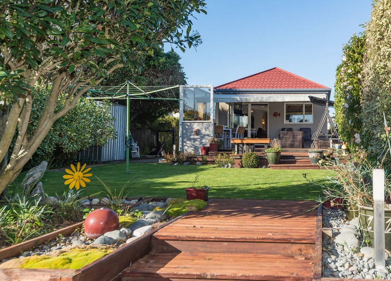 36 Pacific Road, North New Brighton, Christchurch - Carousel 1