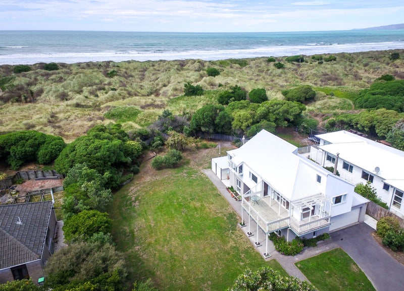 18 Penguin Street, Southshore, Christchurch - Carousel 1
