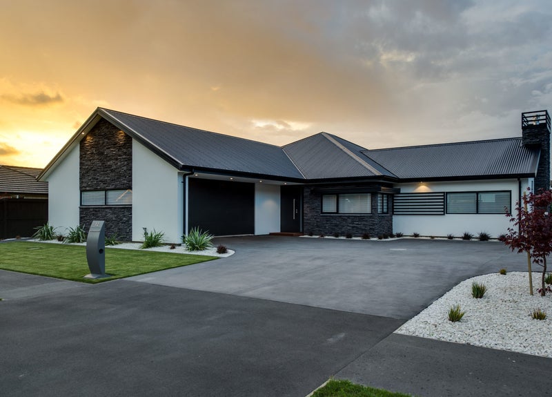 12 Kohunga Crescent, Bottle Lake, Christchurch - Carousel 1