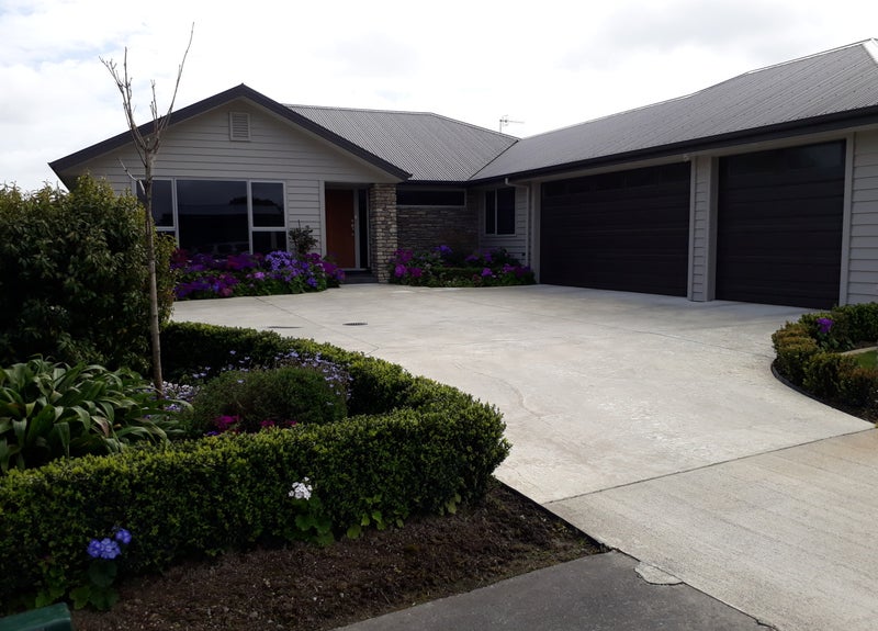 57 Rodeo Drive, Kelvin Grove, Palmerston North - Carousel 1