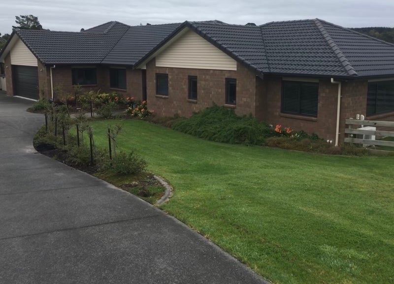 62 Roberts Road, Matakatia, Whangaparaoa - Carousel 1