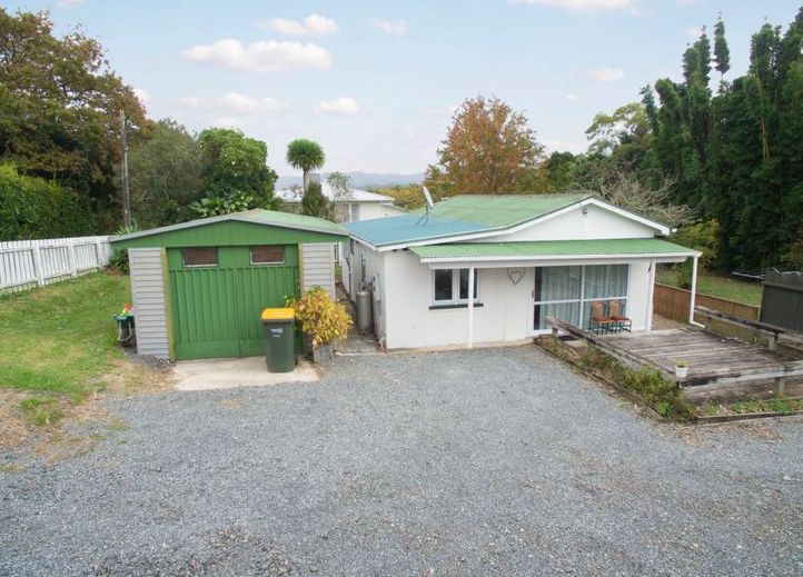 13B AWAROA Road, Sunnyvale, Auckland - Carousel 1