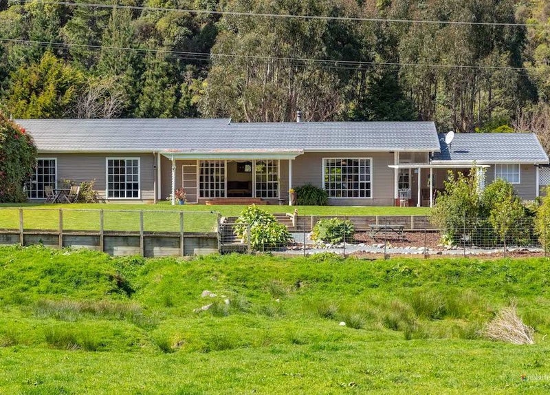 1423 Akatarawa Road, Akatarawa Valley, Upper Hutt - Carousel 1