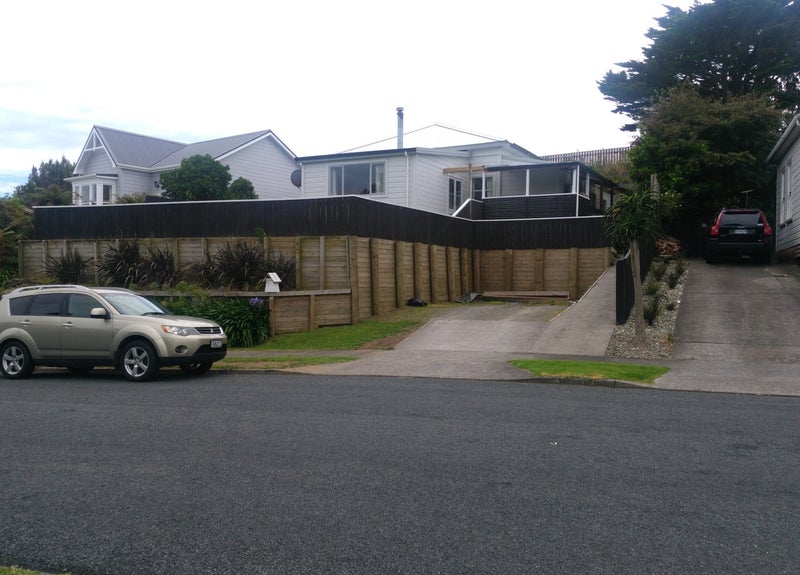 17 Hobart Drive, Spotswood, New Plymouth - Carousel 1