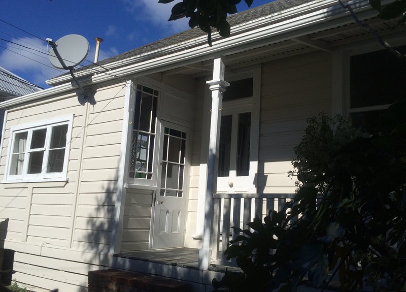 145 Aro Street, Aro Valley, Wellington - Carousel 1