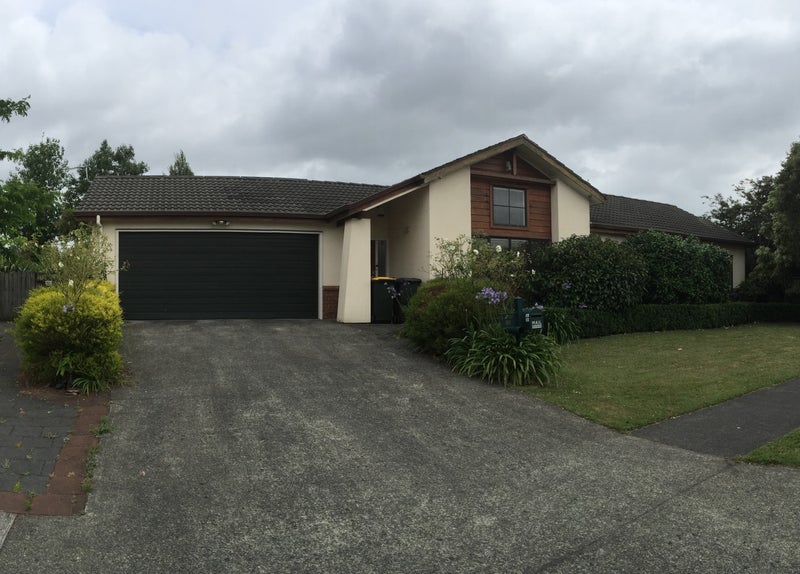 96 Riverton Drive, Randwick Park, Auckland - Carousel 1