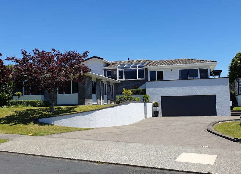 21 Mark Place, Lynmore, Rotorua - Carousel 1