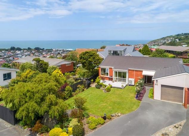 107B Easther Crescent, Kew, Dunedin - Carousel 1