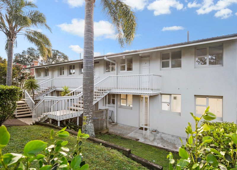 13B Emmett Street, Herne Bay, Auckland - Carousel 1