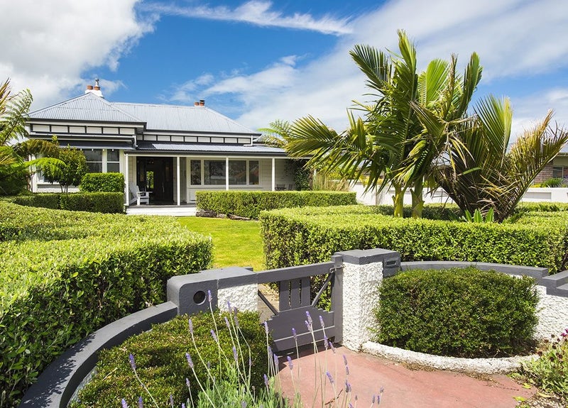 41 Stout Street, Whataupoko, Gisborne - Carousel 1