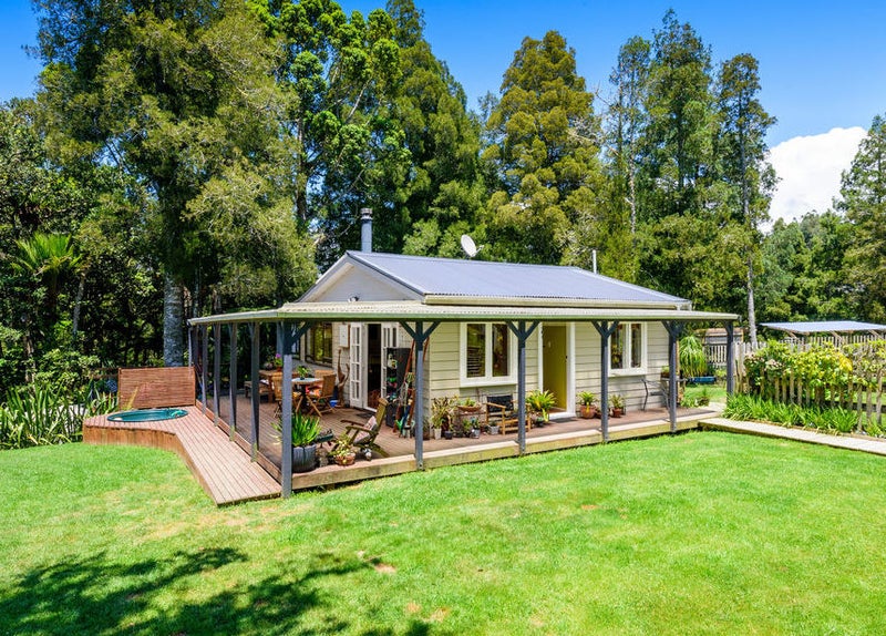 128 Bodhisattva Road, Silverdale - Carousel 1