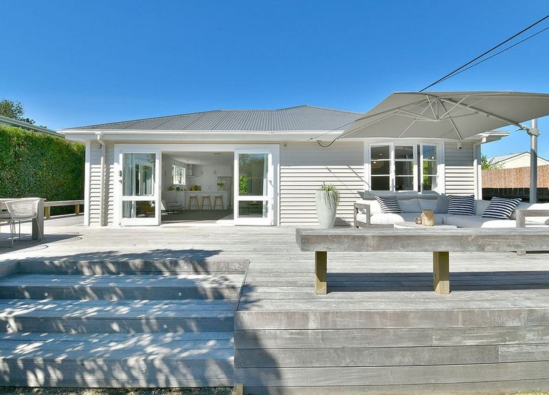 7 Ardlui Avenue, Manly, Whangaparaoa - Carousel 1