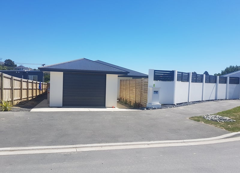 5 Kew Place, Corstorphine, Dunedin - Carousel 1