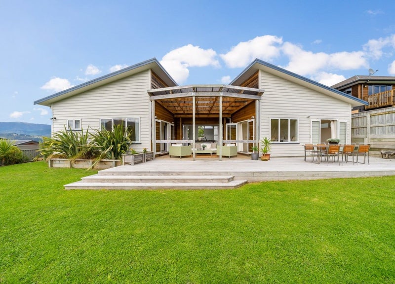 16 James Nairn Grove, Riverstone Terraces, Upper Hutt - Carousel 1