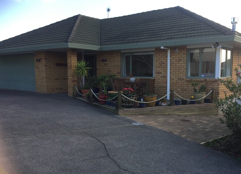 7 Renway Rise, Somerville, Manukau - Carousel 1