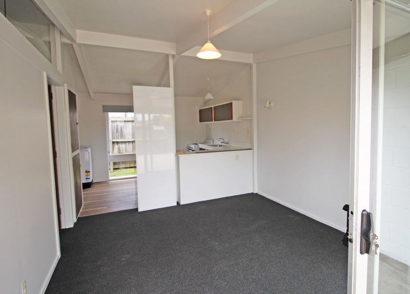 3/36 Whitmore Street, Edgeware, Christchurch - Carousel 1