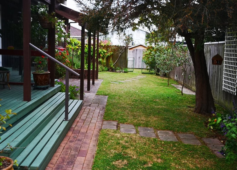 3 Saint Columbans Grove, Boulcott, Lower Hutt - Carousel 1