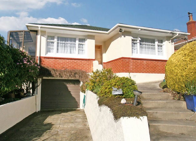 39 Derwent Street, Helensburgh, Dunedin - Carousel 1