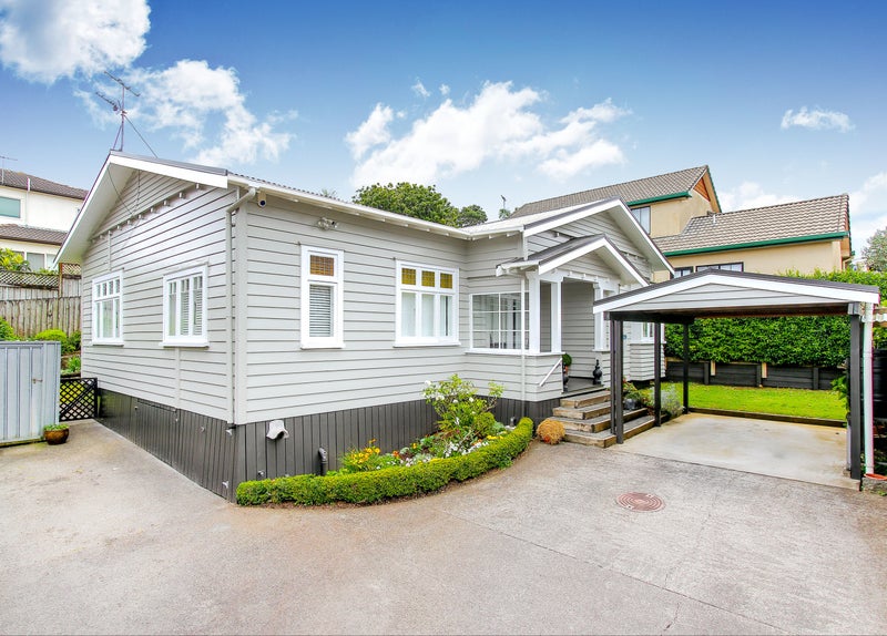 9A Beckenham Avenue, Royal Oak, Auckland - Carousel 1