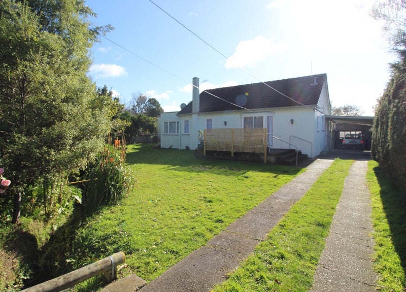 30 Follett Street, Marton, Marton - Carousel 1