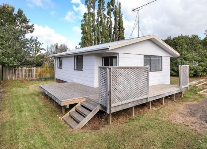 2/28 Greenhaven Avenue, Papakura, Auckland - Carousel 1