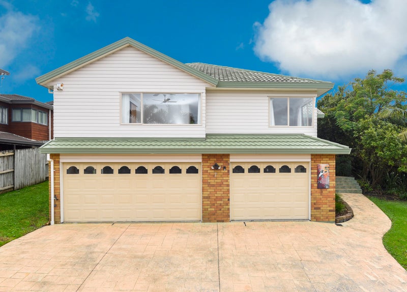 7 Te Hoe Grove, Pinehill, Auckland - Carousel 1