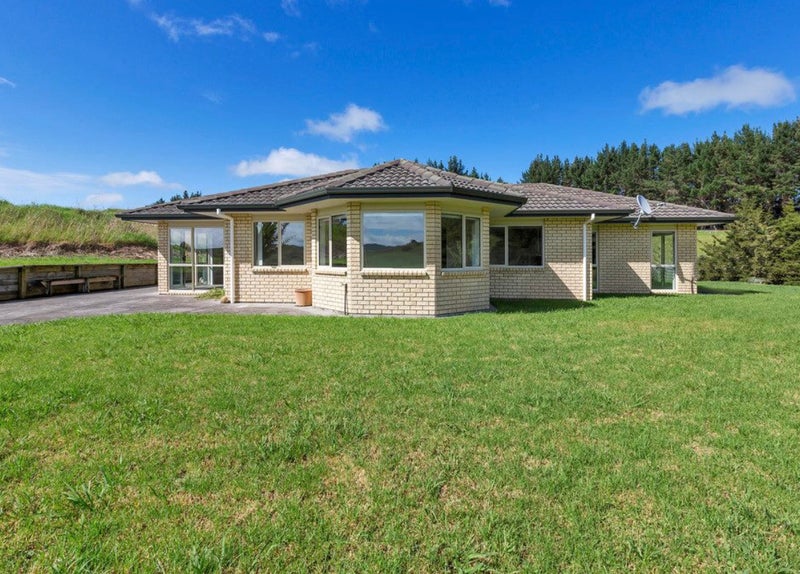 563 Riponui Road, Whangarei - Carousel 1
