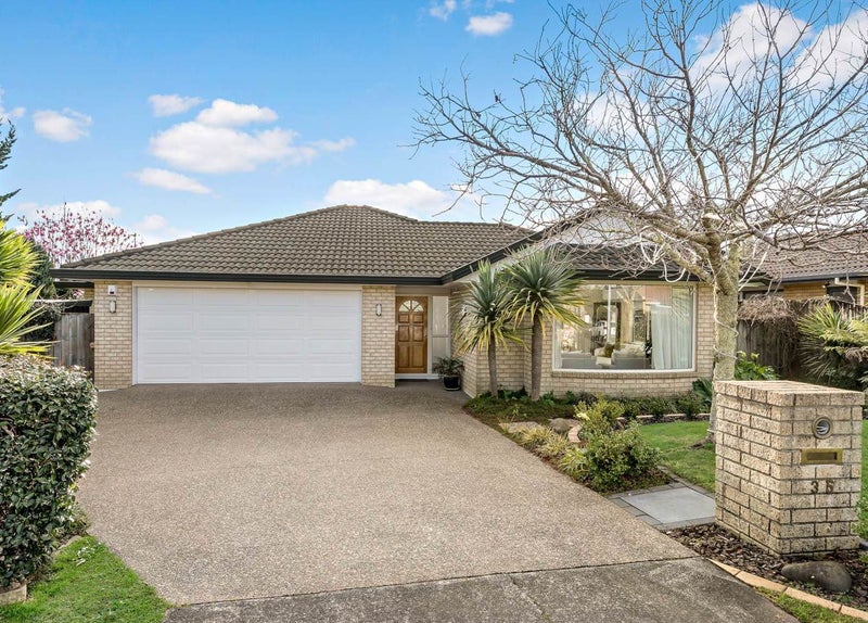 35 Oakridge Way, Northpark, Auckland - Carousel 1