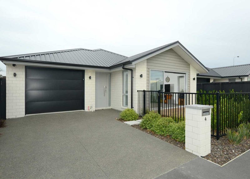 4 Kamahi Place, Bishopdale, Christchurch - Carousel 1