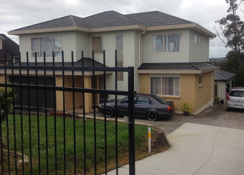 117 Awaroa Road, Sunnyvale, Auckland - Carousel 1